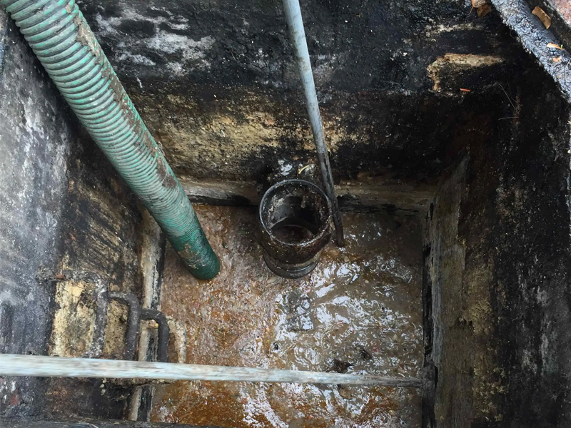 西善桥隔油池清理